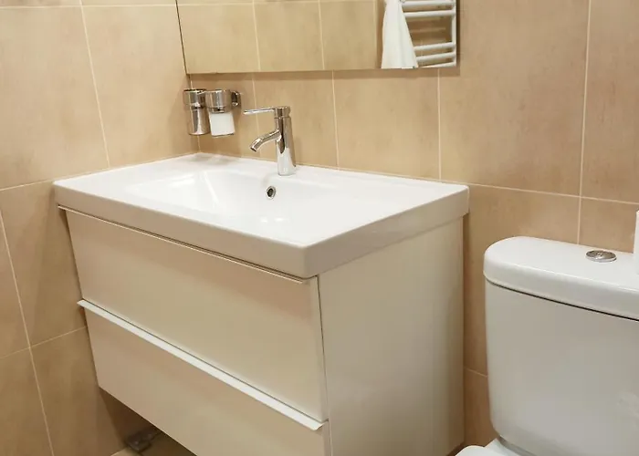 Patxike Con Plaza De Garaje Bermeo